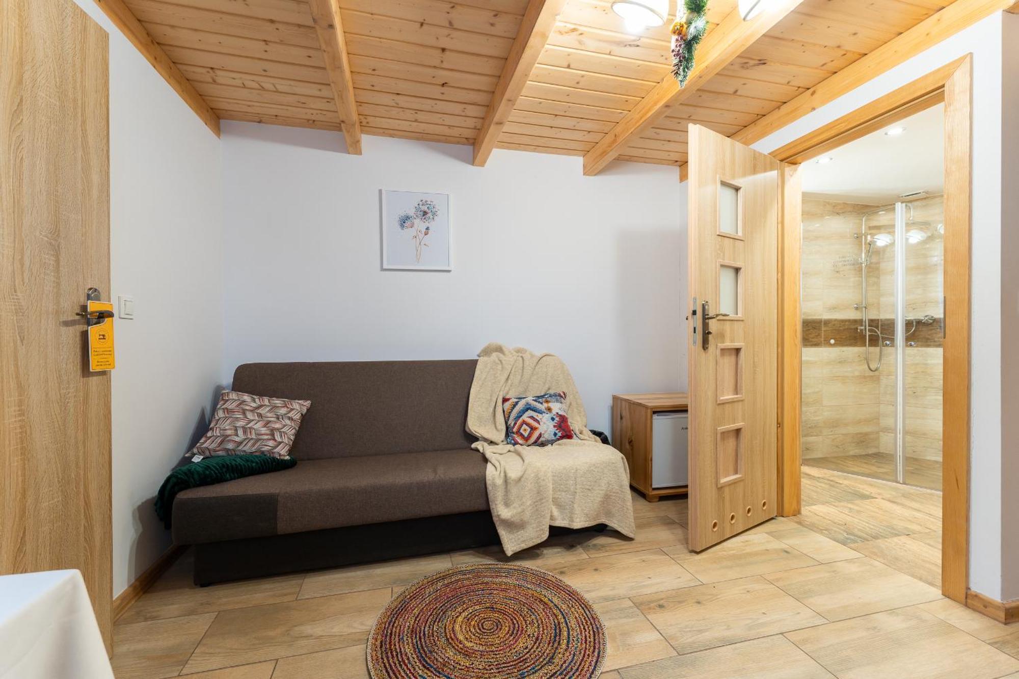 Dom Krawca - Pod Chojnikiem Apartment Jelenia Gora Exterior photo